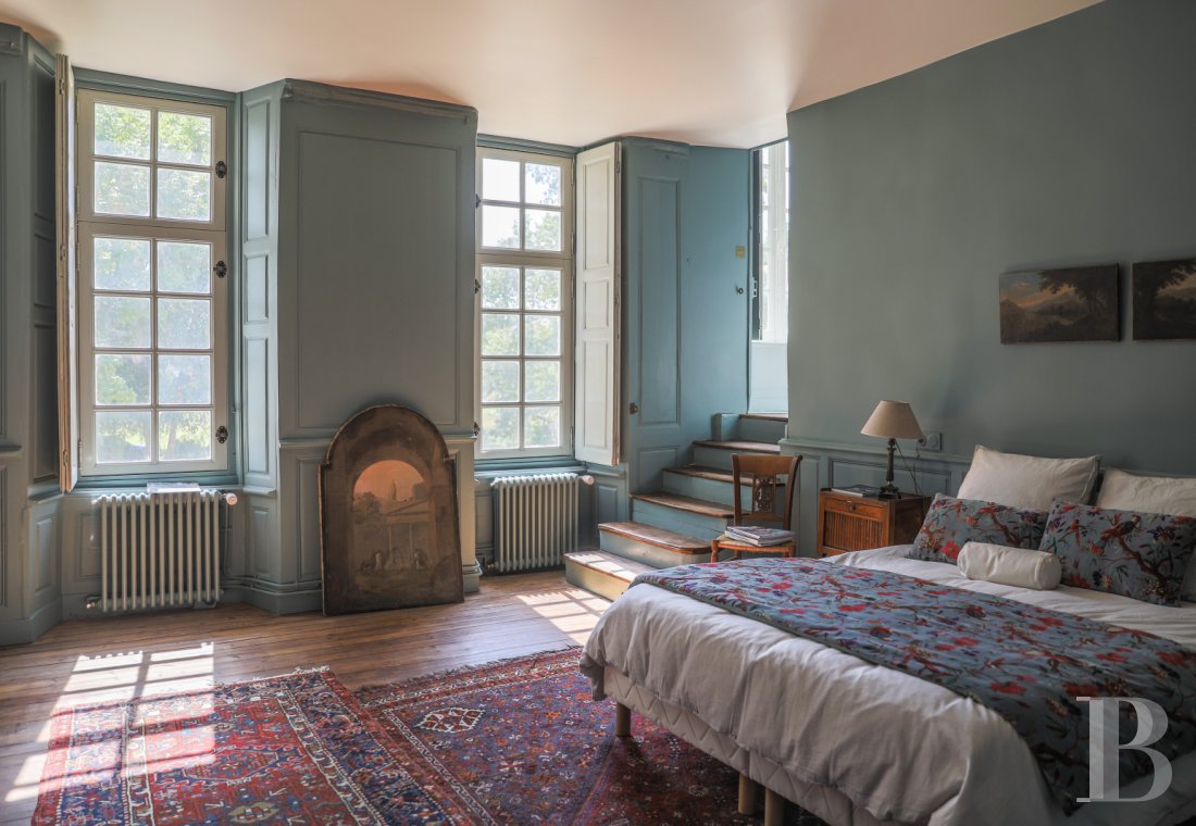 A château and its outbuildings in walled grounds to the north-east of Falaise, in Calvados - photo  n°31